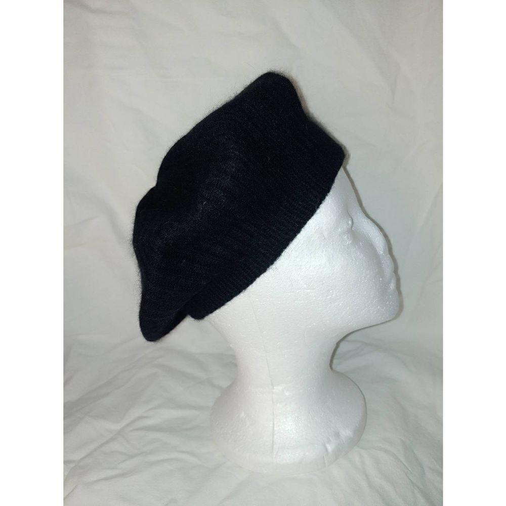 Women's Black Acrylic Blend Knit Beret - Picture 2 of 5